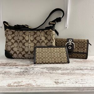 Coach classic Handbag and Wallet Set